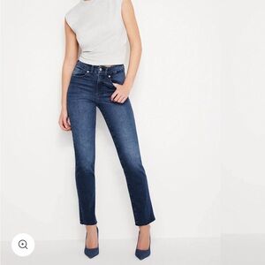 Good American always fits good classic Dark Blue Straight Leg Jeans